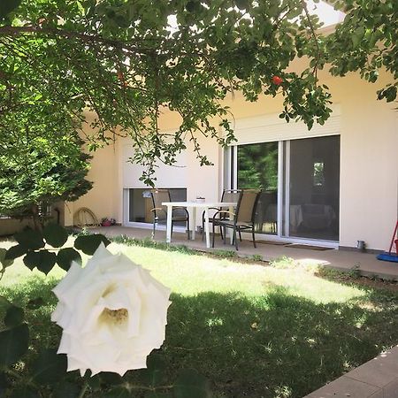 Apartamento Rose Garden Kalamata Exterior foto