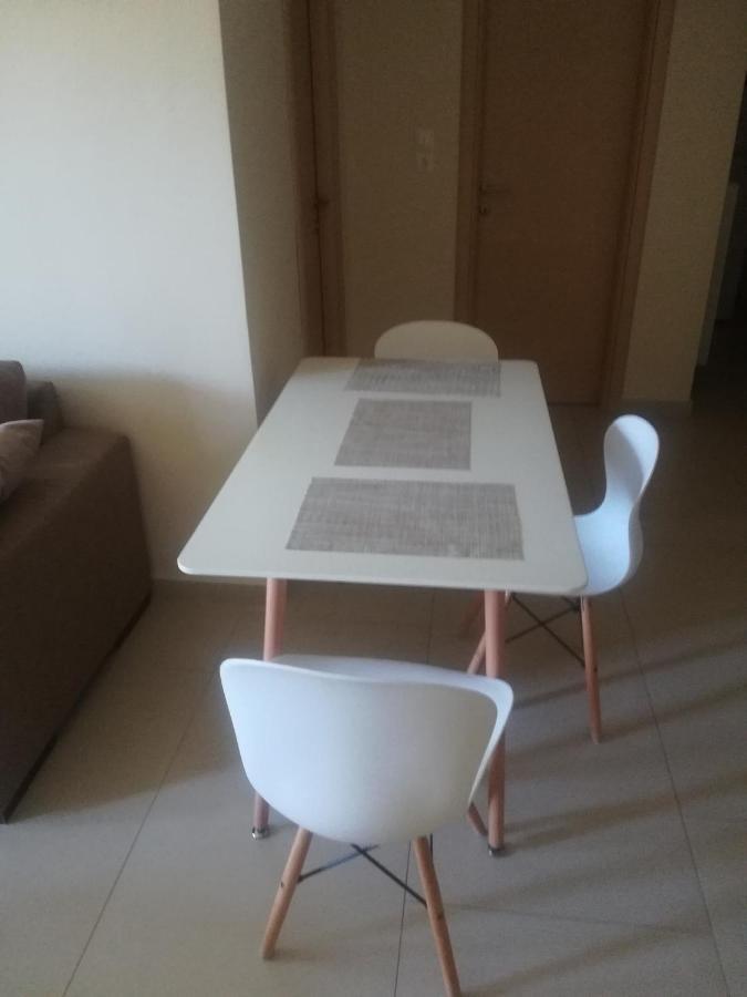 Apartamento Rose Garden Kalamata Exterior foto