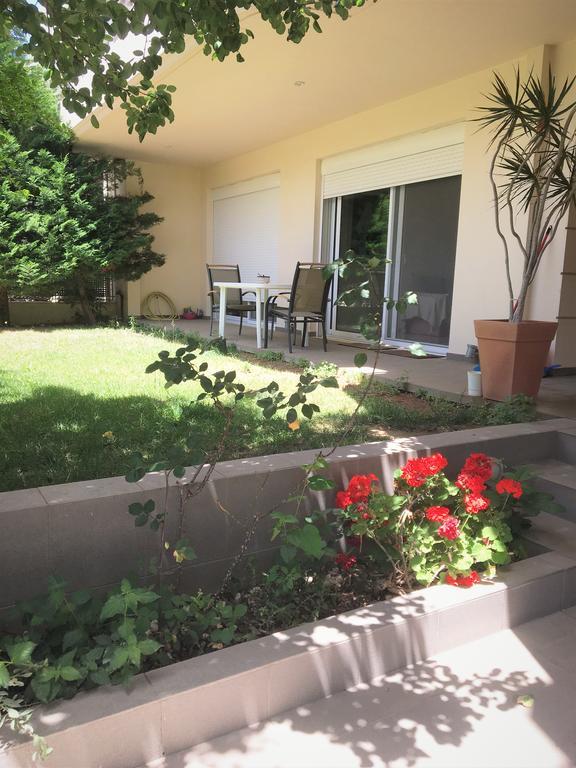 Apartamento Rose Garden Kalamata Exterior foto